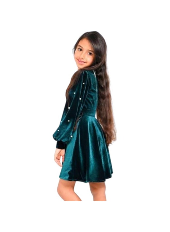Girls' velvet dress, sizes 6-10 years, embellished with pearls